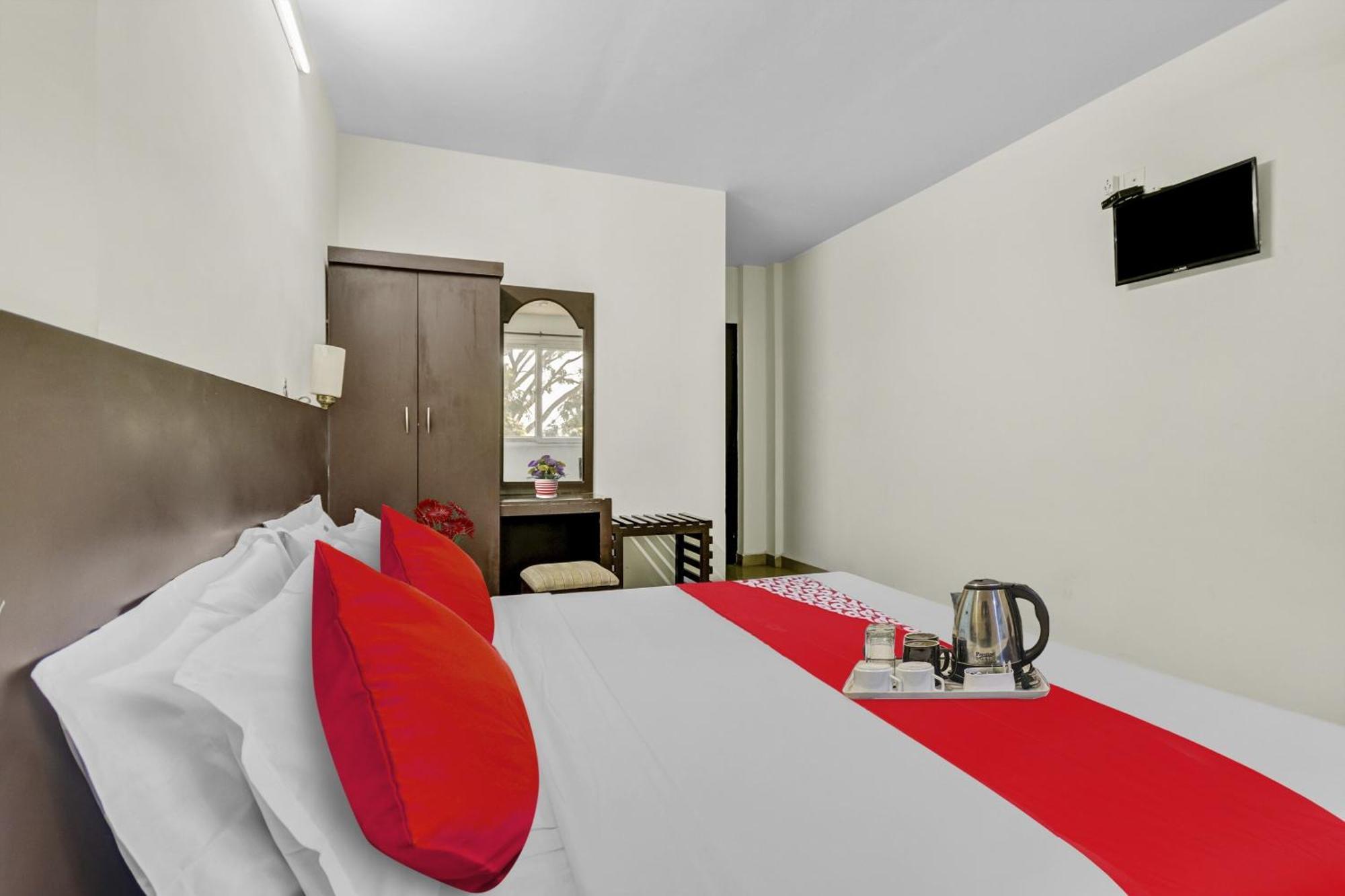 Hotel O Kalapurackal Residency Thekkady Esterno foto