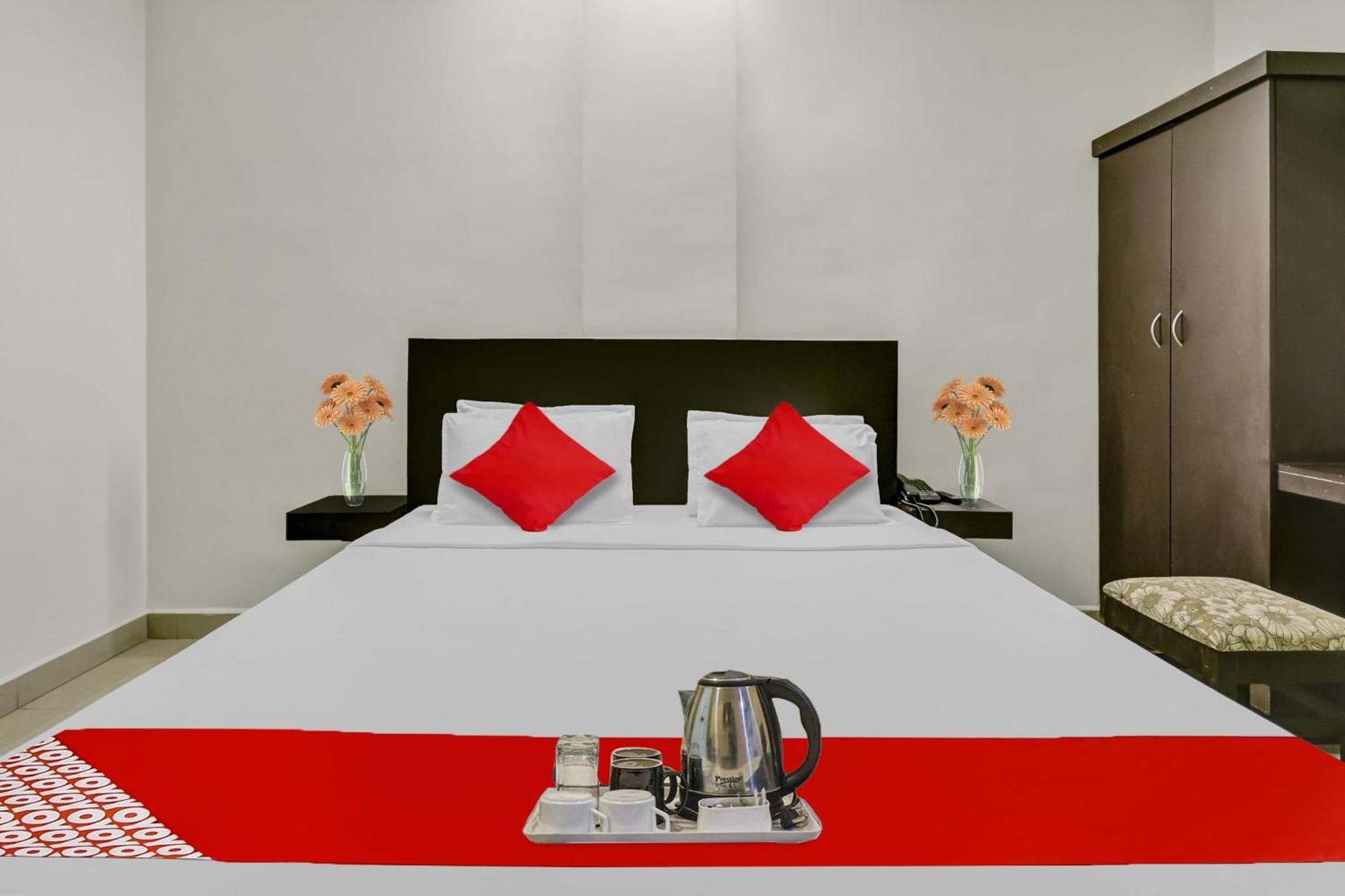 Hotel O Kalapurackal Residency Thekkady Esterno foto