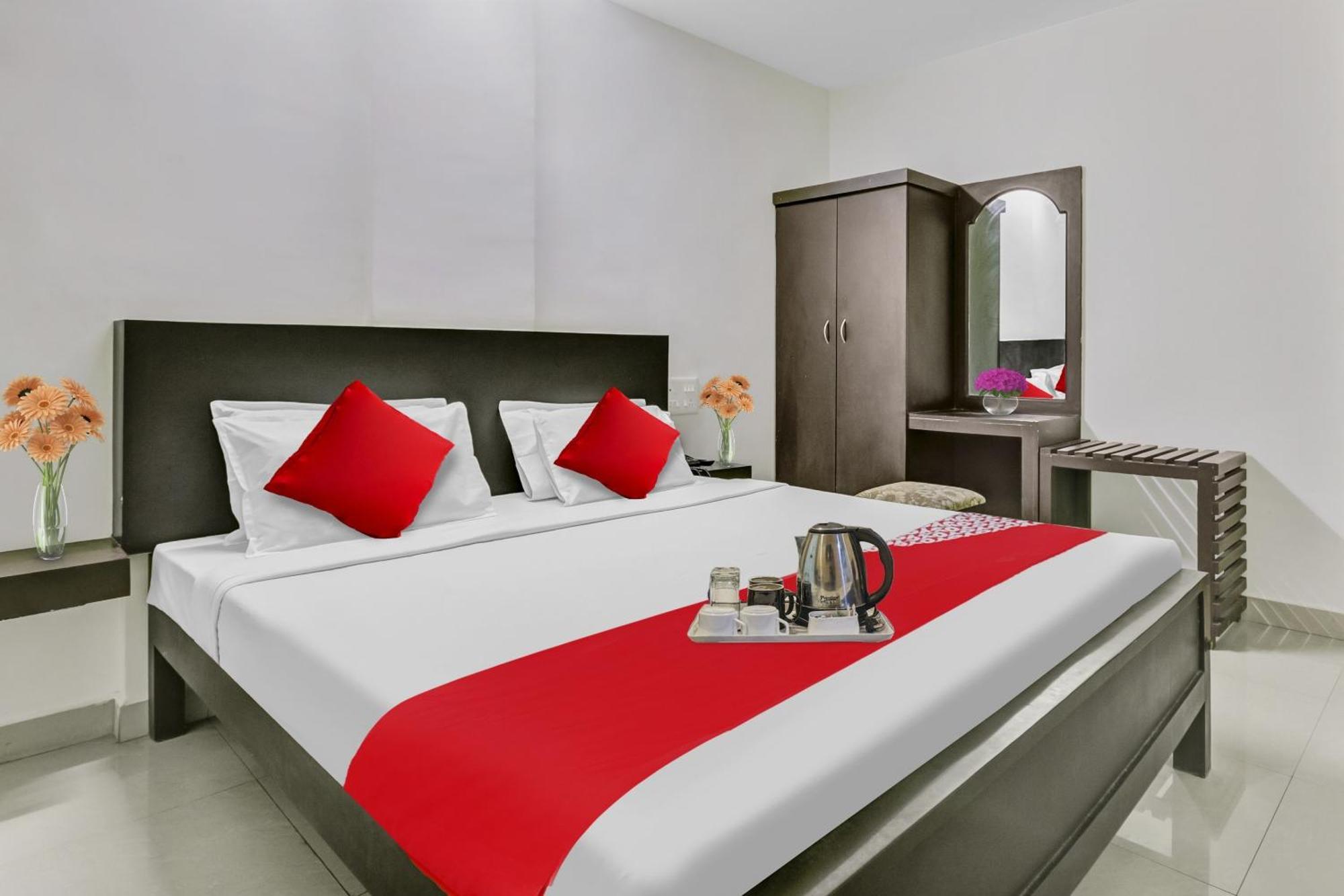 Hotel O Kalapurackal Residency Thekkady Esterno foto
